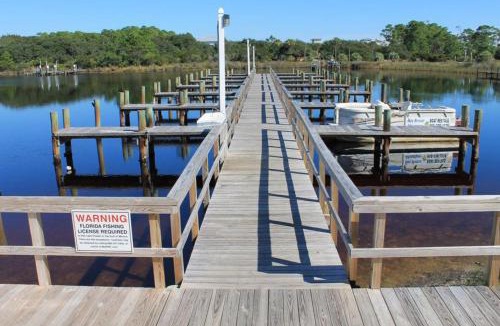 Sunnyside Apartment | Pinnacle Port Condos