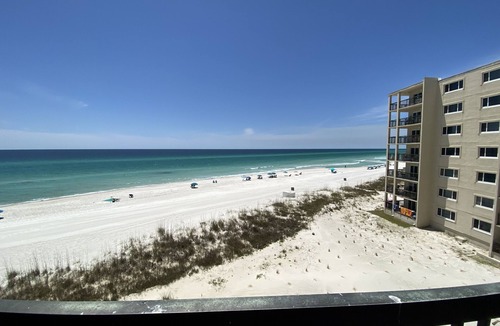 Sunnyside Condo | Pinnacle Port Vacation Rentals- C1 building, 2 bdr. 2 bath Gulf Front condo!