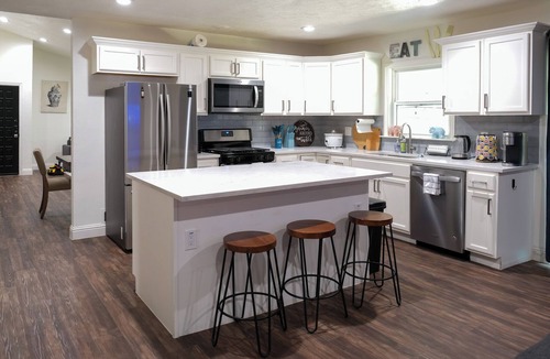 Plano House | Plano/Frisco 3BR Home Sleeps 10 Perfect for Groups & Business