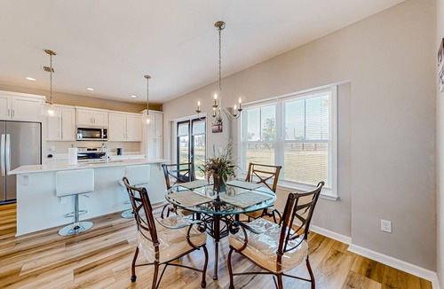 Callaway House | Pleasant neighborhood home with open layout, full kitchen, balcony, & central AC