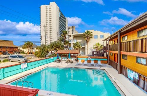 Panama City Beach Apartment | Polynesian Village - Unit 222