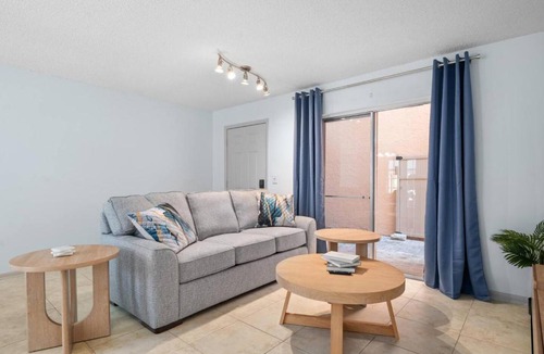 Bayshore Gardens Apartment | Pool - Free Parking - 2BD 1 Block from the Water