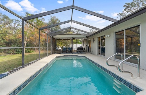 Whitfield House | Pool on the Lake, Peaceful, Close to Beaches, Restaurants, Entertainment