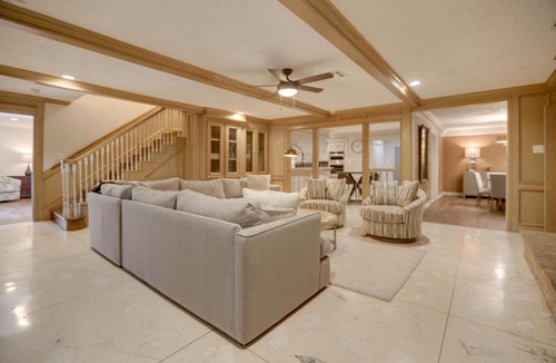 Braeswood Place House | Poolside Oasis Near Medical Center & NRG Stadium!