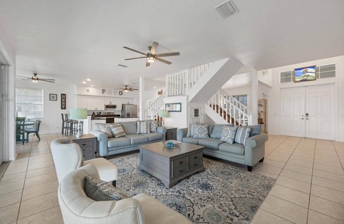 Port Charlotte House | Port Charlotte 4 Bedroom Pool Vacation Home on Canal
