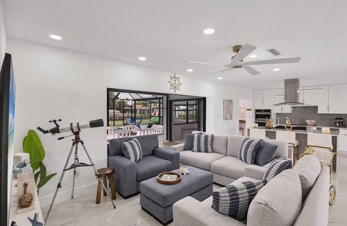 Edgewater House | Port Charlotte 4 Bedroom Pool Vacation Home on Peace River