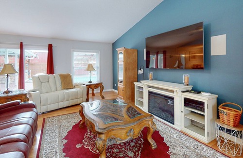 Callaway House | Prime home with private pool, firepit, & home office - dog-friendly