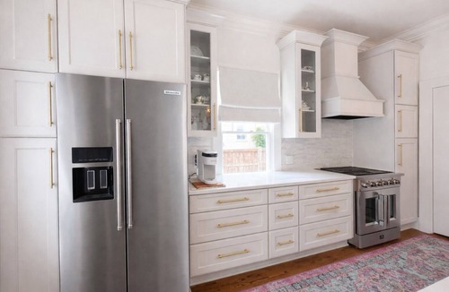 Downtown House | Private 1880s Downtown Cottage Walk Everywhere!