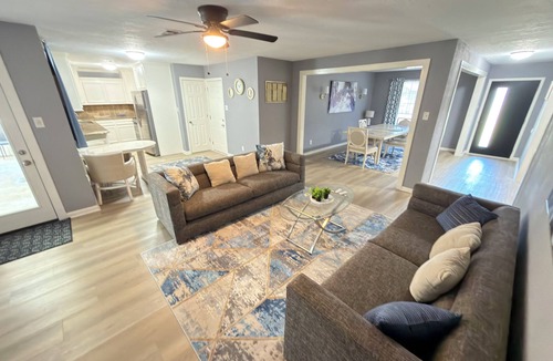 Deer Park House | Private 3BR Pool Retreat Near Houston
