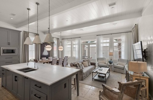 Rosemary Beach House | PRIVATE BEACH ACCESS-Private Pool-Spectacular Getaway Retreat-5 Bedrooms-Bikes