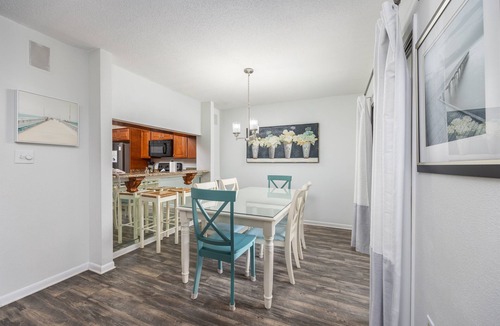 Four Mile Village House | Private Beach Access! Tennis! Pickleball!