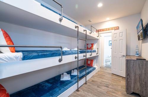 Santa Monica House | Private Beach, Heated Pool, Gulf Beach Front