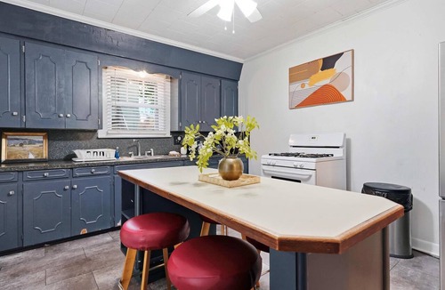 Freetown - Port Rico House | Private Bedroom in Spacious Home Near Downtown Laf