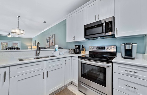 Sunset Pass Condo | PRIVATE CONDO IN BANANA BAY COMMUNITY, PRIVATE BEACH!