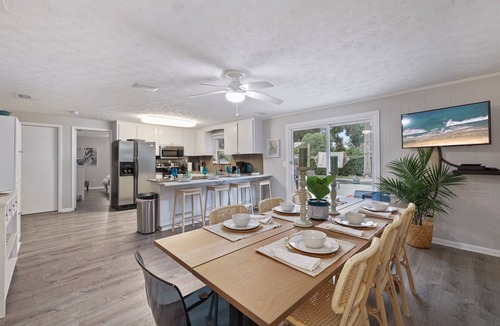Isle of Palms House | Private Heated Pool Minutes to Mayo & Jax Beach