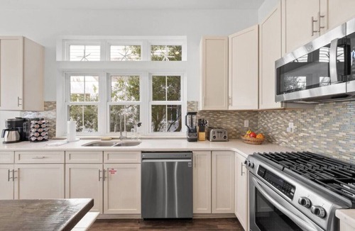 Rosemary Beach House | Private Heated Pool/5BR/Located Close to Beach & Rosemary Town Center