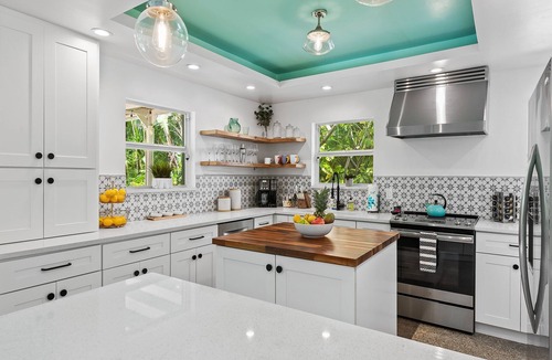 Poinsettia Heights House | Private Heated Pool, Peaceful Hidden Gem Near Beaches, Shopping & Dining!