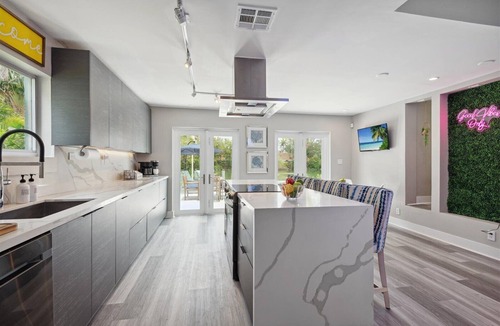 Poinsettia Heights House | Private Home w/Dock, sleeps 10 Hot Tub, Oasis w/Games;Covered Patio Table for 10