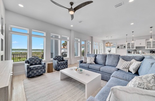 Gulf Shores House | PRIVATE LUXURY HOUSE, COMMUNITY POOL, WATERFRONT ON LITTLE LAGOON!
