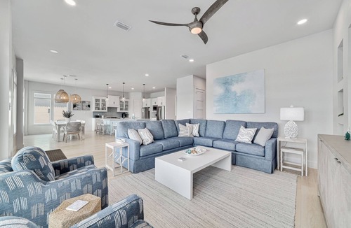 Gulf Shores House | PRIVATE LUXURY HOUSE, COMMUNITY POOL, WATERFRONT ON LITTLE LAGOON!