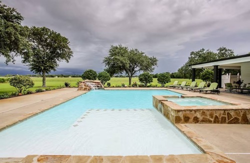 Lake Charles House | Private Luxury Pool House Retreat