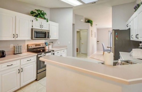 The Orchard House | Private Pool Oasis | 10 Min to Beach & Speedway