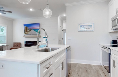 Riviera Beach House | Private Pool, Tanning Ledge/Pet-Friendly/Golf Cart Friendly/FLPCB8