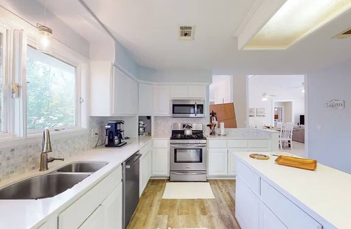 Upper Grand Lagoon House | 🌊Private Pool-Canal Views-Great for Familes-3BR-Sandy Shores🌊