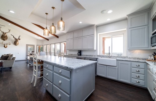 Lampasas House | Private Ranch Getaway Near Lampasas 3BR Lodge Game Room Fishing Wildlife & Views