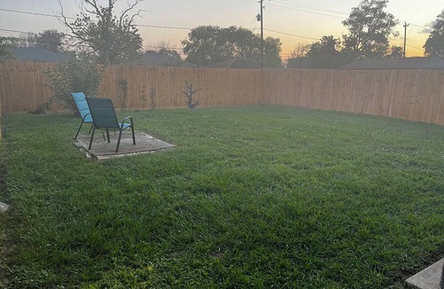 Channelview House | PRIVATE SPACIOUS AND COZY 3-bedroom house in charming Channelview relaxing stays
