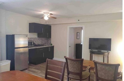 Santa Barbara Estates House | Private Suite # 8, three minutes walk the beach.