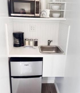 Pompano Beach Apartment | Private Suite Apartment 3 Miles to the Beach