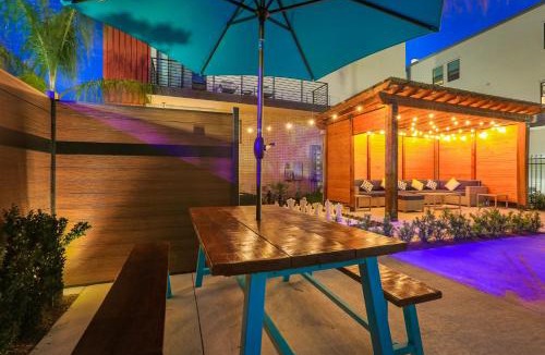 Mid-City House | Private Townhouse in a Secure Location