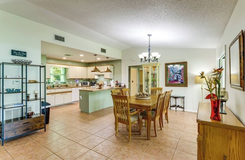 Lakewood Park House | Private Yard, Lanai! Pet-Friendly Fort Pierce Home