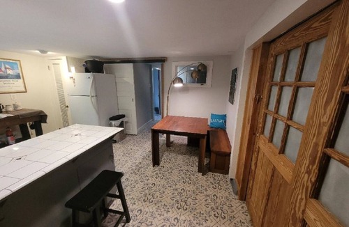 Marlyville - Fontainebleau House | PROMO 5% WEEKLY/10% MONTHLY DISCOUNT Spacious 1 BR near Universities