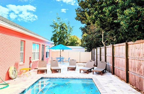 Kiska Beach House | Pvt Pool 3 Blocks to Beach 4BR Home Sleeps 8 6 str Golf Carts Avail