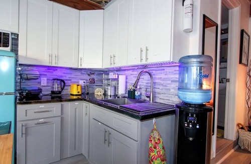 Palm Harbor Apartment | Pvt Pool, Free Kayaks, Steps to Gulf, Fish, Bike Trail +