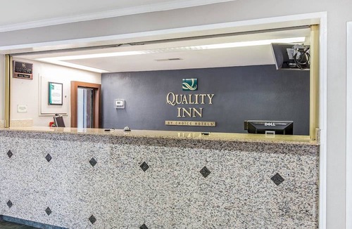 Homewood Hotel | Quality Inn Homewood
