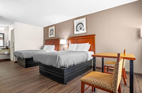 Louisville Hotel | Quality Inn Louisville MS