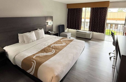 Port Allen Hotel | Quality Inn & Suites Baton Rouge West – Port Allen