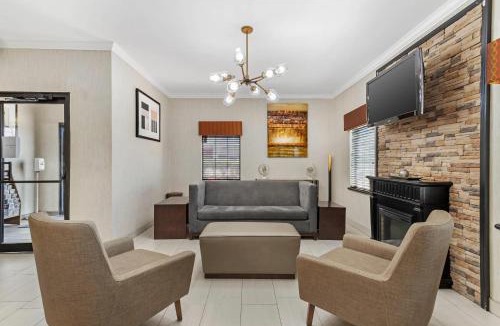 Beaumont Hotel | Quality Inn & Suites Beaumont