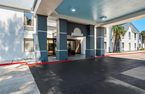 Lafayette Hotel | Quality Inn & Suites Lafayette