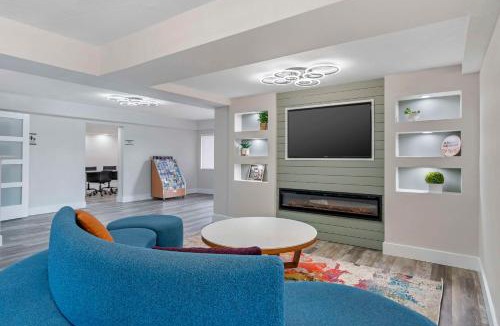 Orlando Hotel | Quality Inn & Suites Orlando East - UCF Area