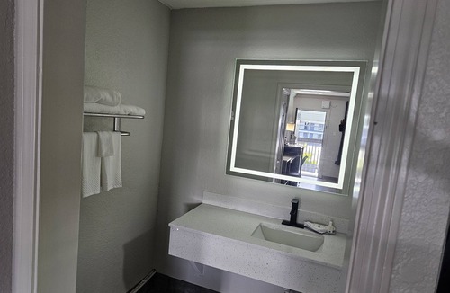 Metairie Hotel | Quality Inn & Suites