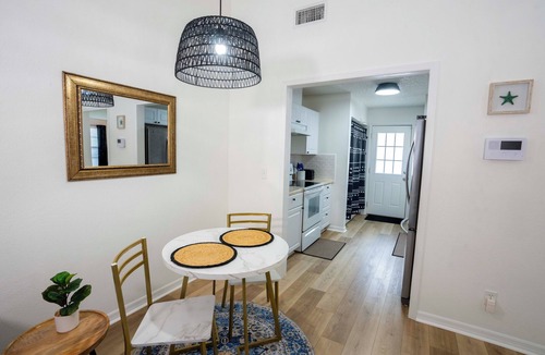 Tarpon Springs House | Quiet Tarpon Springs Unit Close to All the City has to offer!