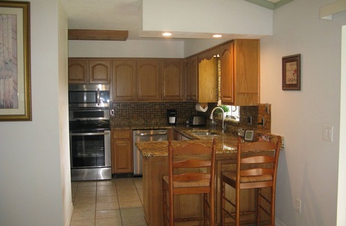 Lutz House | Quiet waterfront haven. Near Moffitt Cancer Center