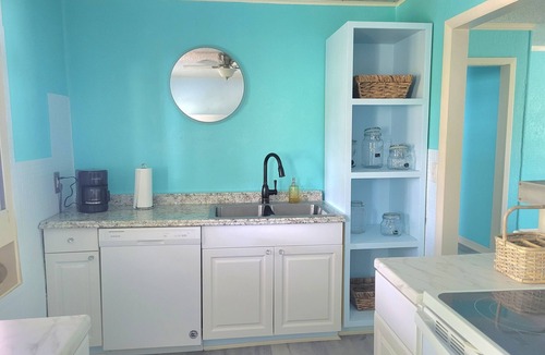 New Town House | Quintessential Keysie ADORABLE 2-bedroom house w/AC in Key West-1 Month Min Stay