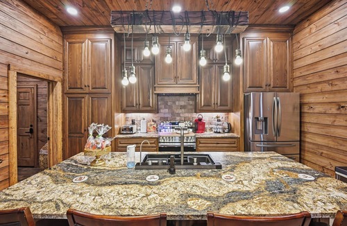 Folsom Apartment | Raka Ranch 70 Acre Woodland Retreat Private Just For You!