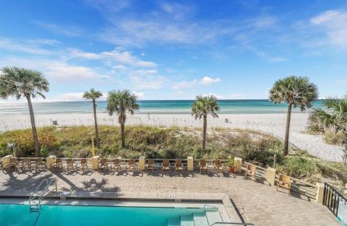 Bahama Beach Hotel | Ramada by Wyndham Panama City Beach / Beachfront