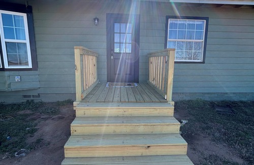 Pittsburg House | Ranch House. 3-bedroom house in beautiful Pittsburg, peaceful country setting